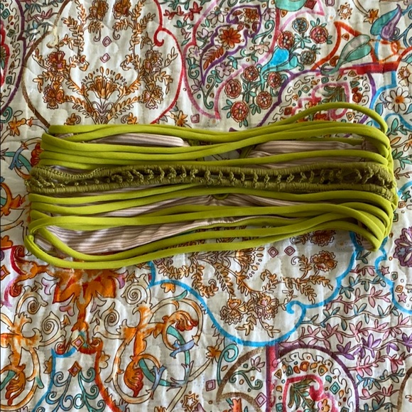 Acacia Set - Picture 5 of 7